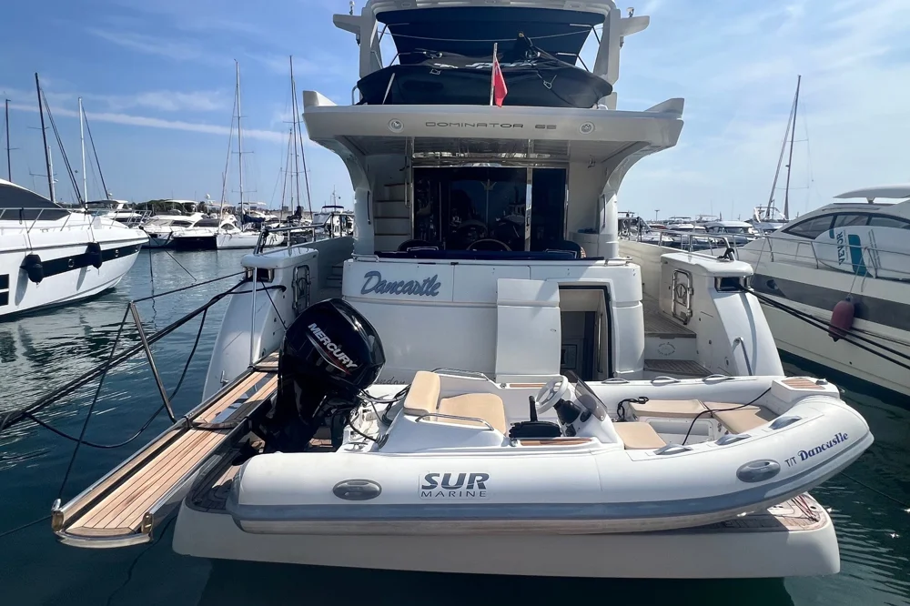 BoatPhoto.alt