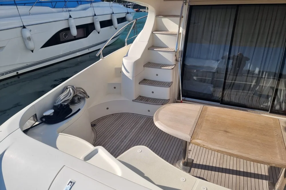 BoatPhoto.alt
