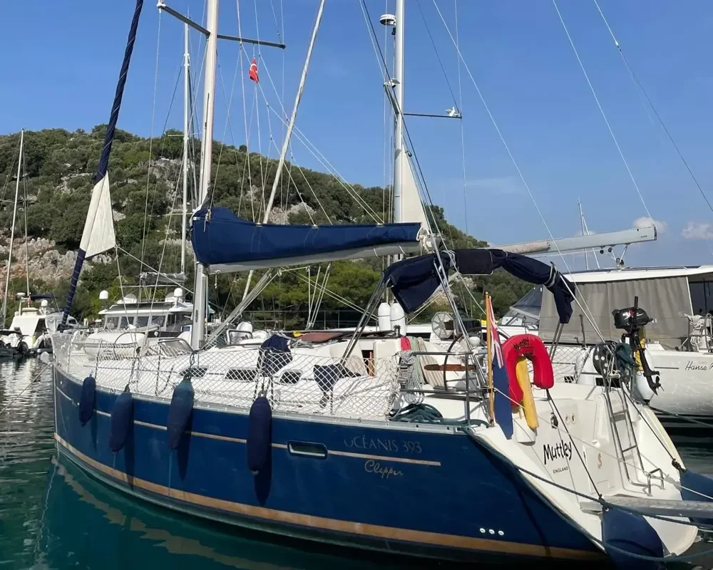 BoatPhoto.alt