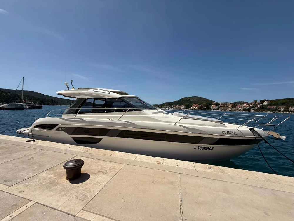 BoatPhoto.coverAlt