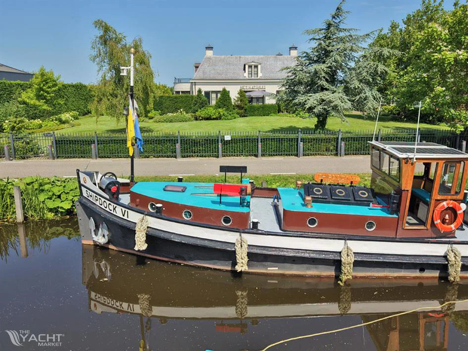 BoatPhoto.alt
