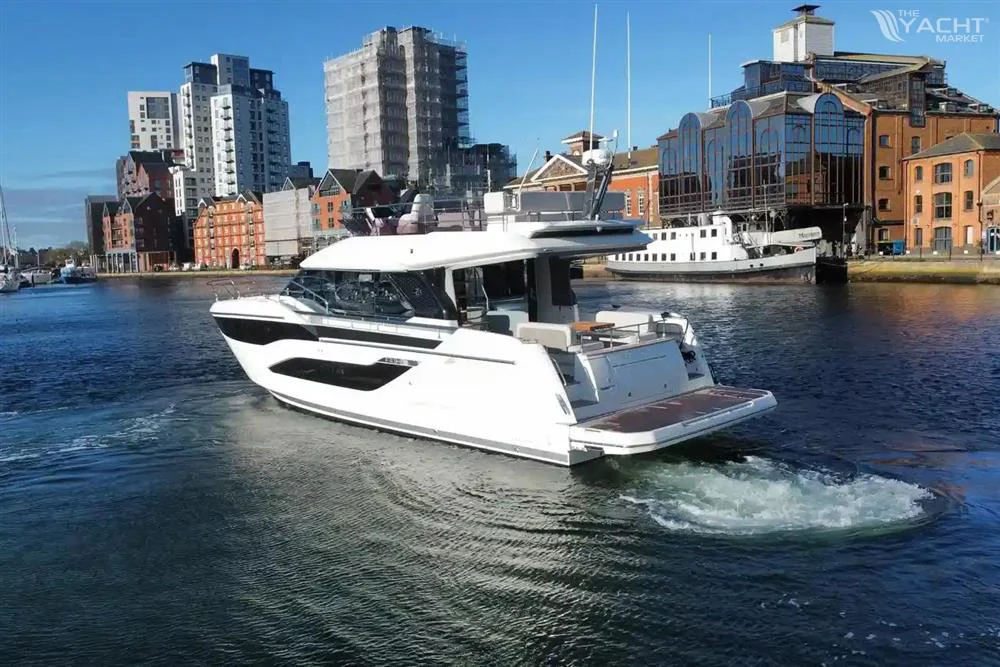 BoatPhoto.alt