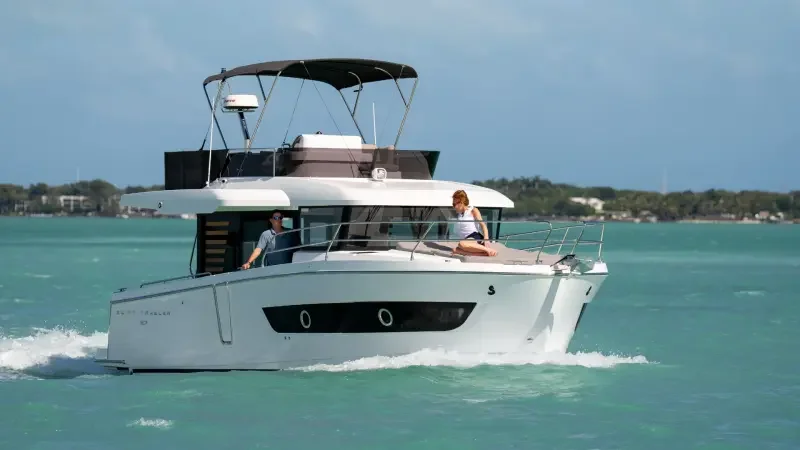 BoatPhoto.coverAlt