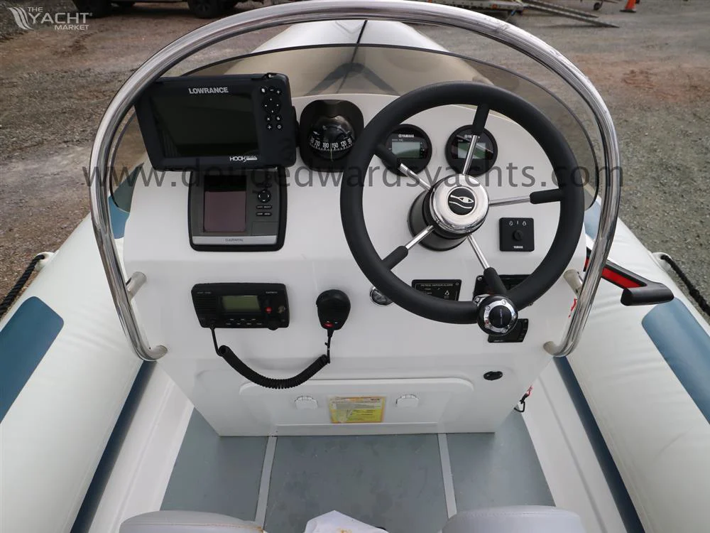 BoatPhoto.alt