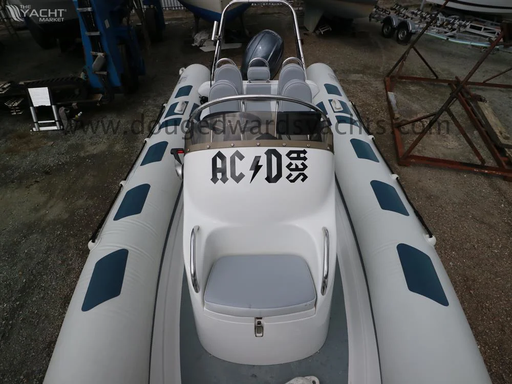 BoatPhoto.alt
