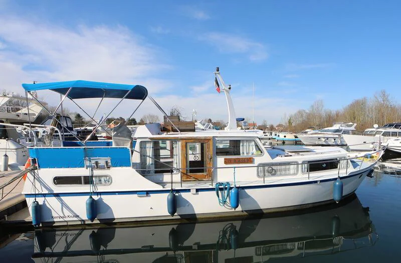 BoatPhoto.coverAlt
