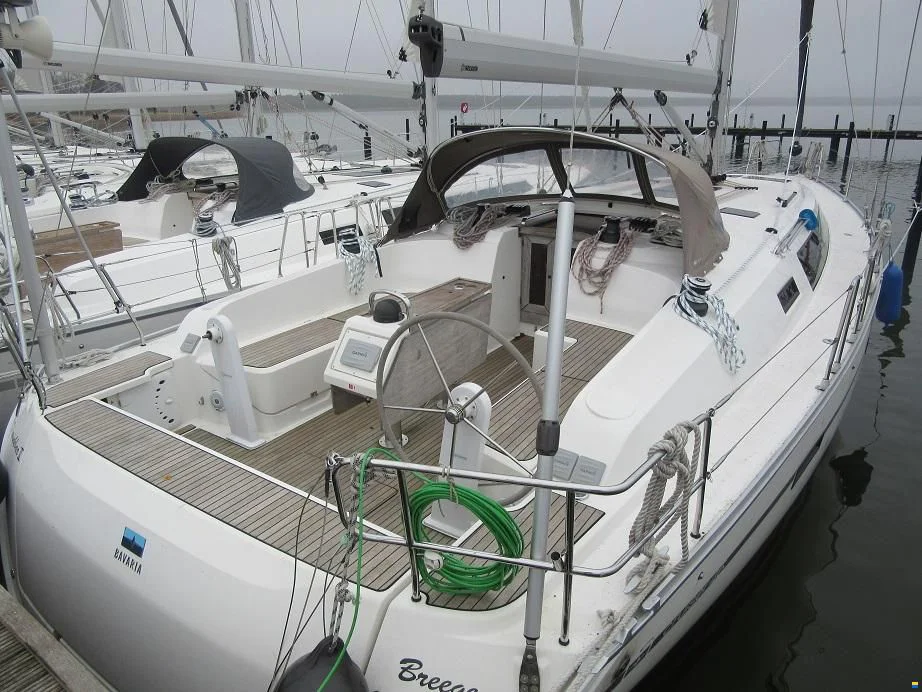 BoatPhoto.coverAlt