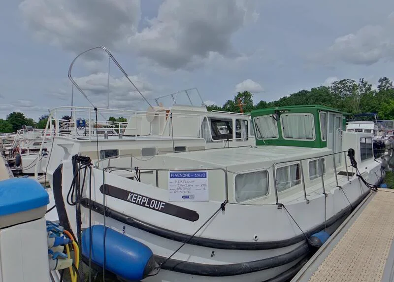 BoatPhoto.coverAlt
