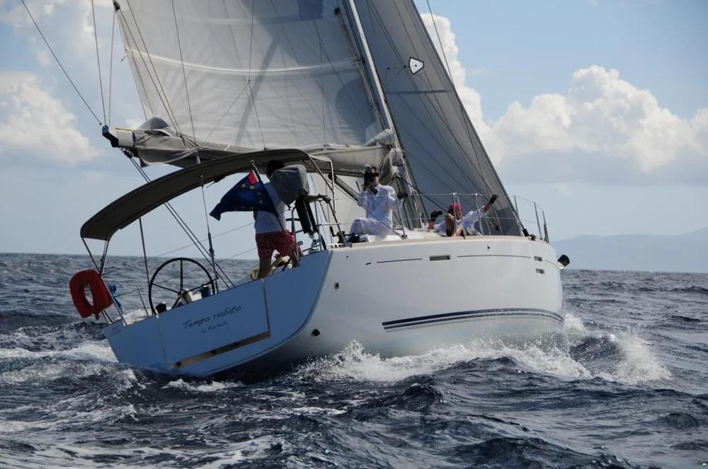 2010 Dufour 45E for sale in Greece, photo 3 of 5