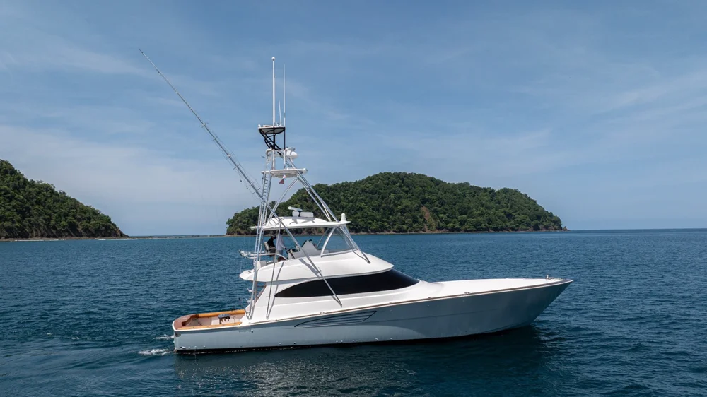 BoatPhoto.coverAlt