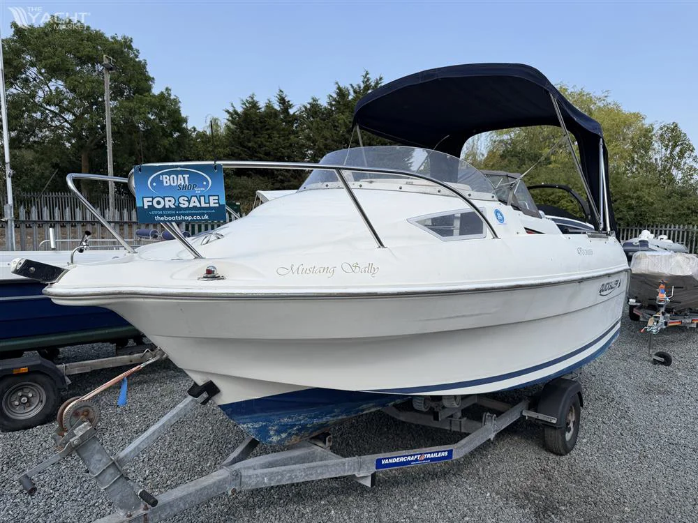 BoatPhoto.coverAlt