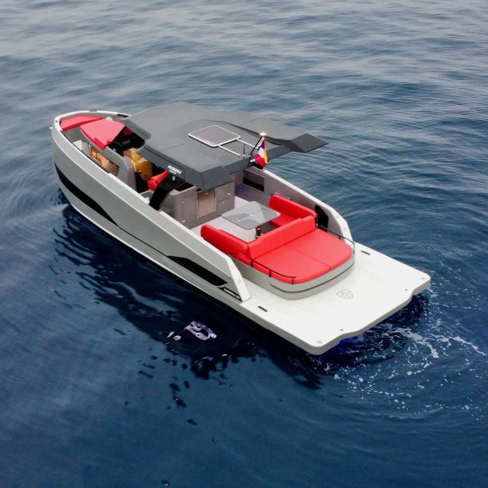 BoatPhoto.coverAlt