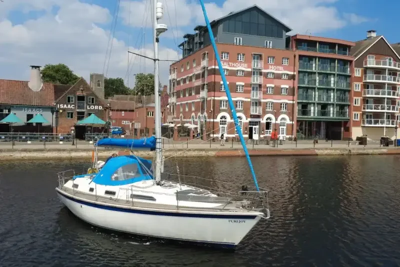 BoatPhoto.alt