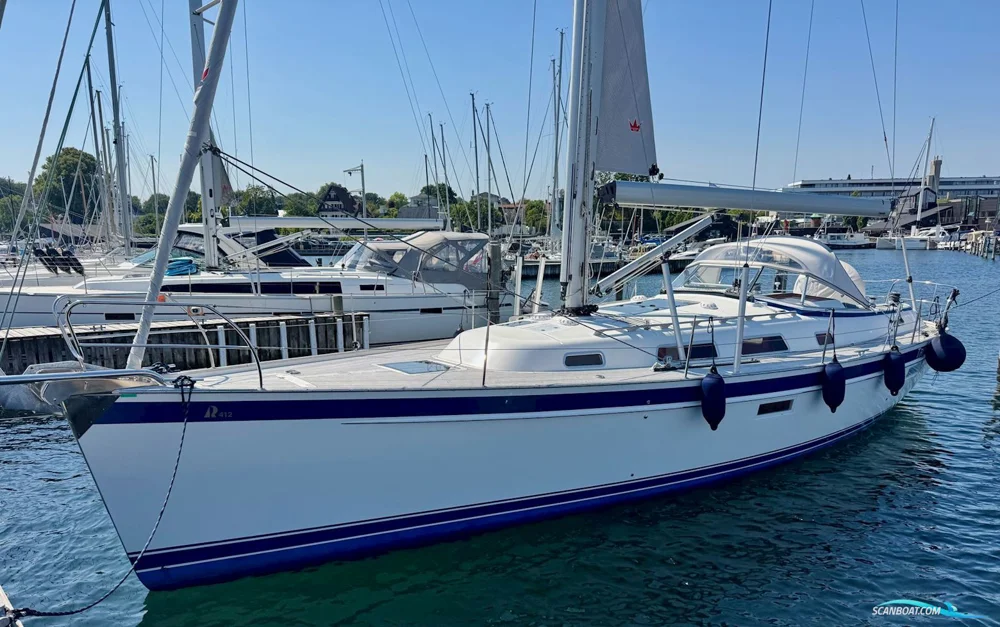 BoatPhoto.coverAlt