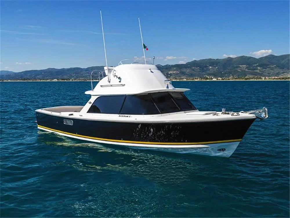 1972 Bertram 31 Flybridge for sale in Rapallo, Italy, photo 1 of 5