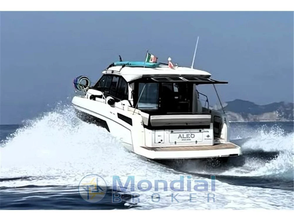 BoatPhoto.coverAlt
