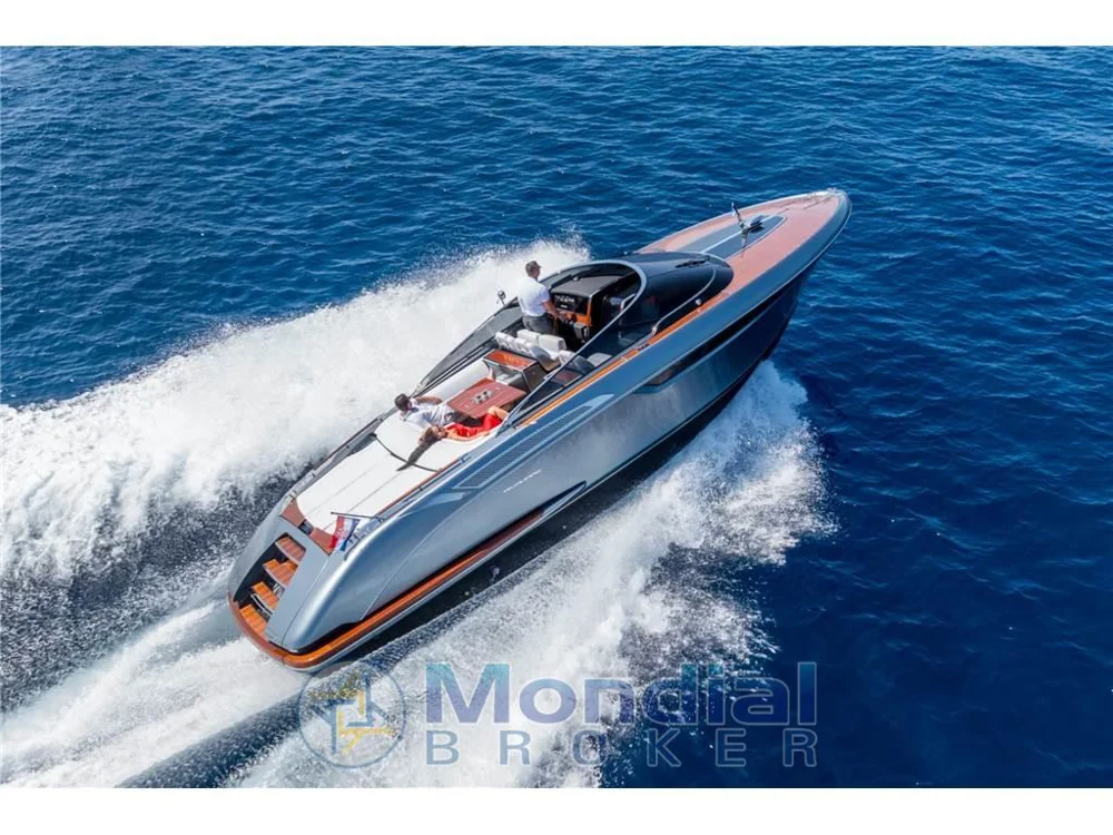 BoatPhoto.alt