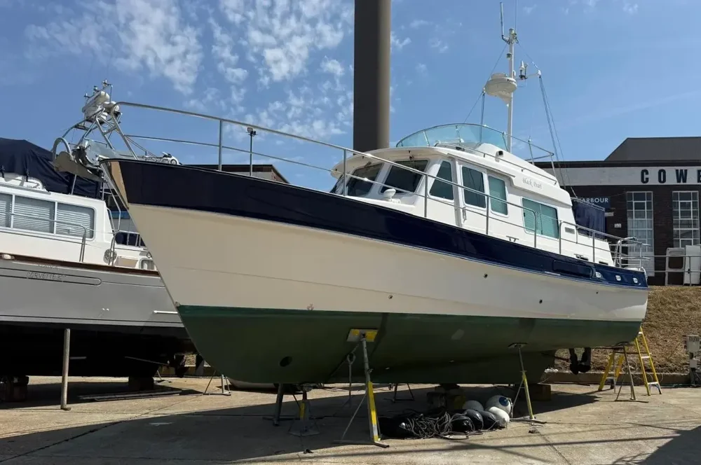 BoatPhoto.coverAlt