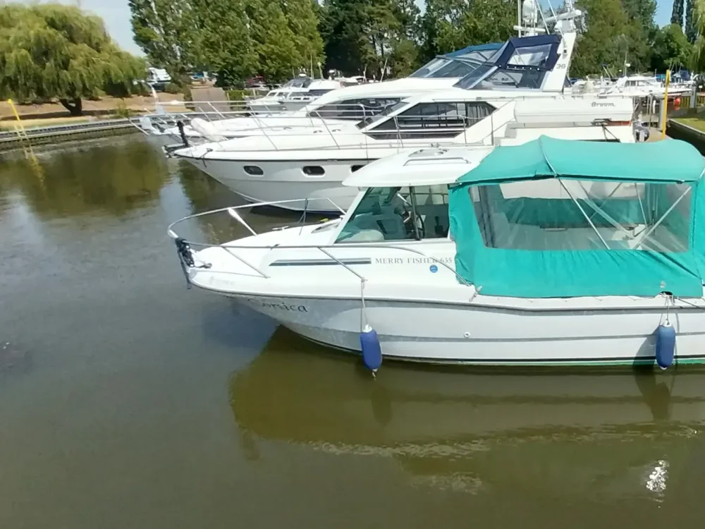 BoatPhoto.alt