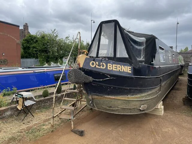 BoatPhoto.coverAlt