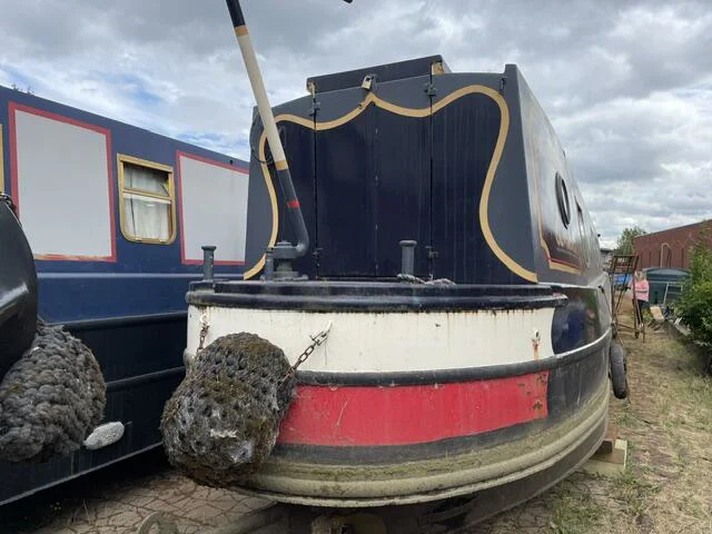 BoatPhoto.alt