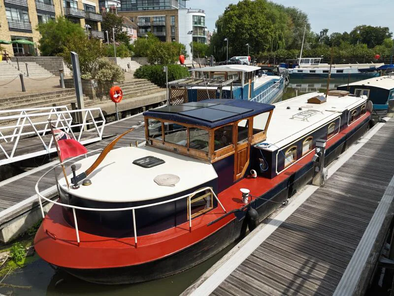 BoatPhoto.alt