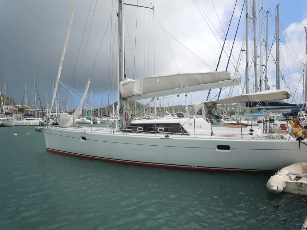 BoatPhoto.coverAlt