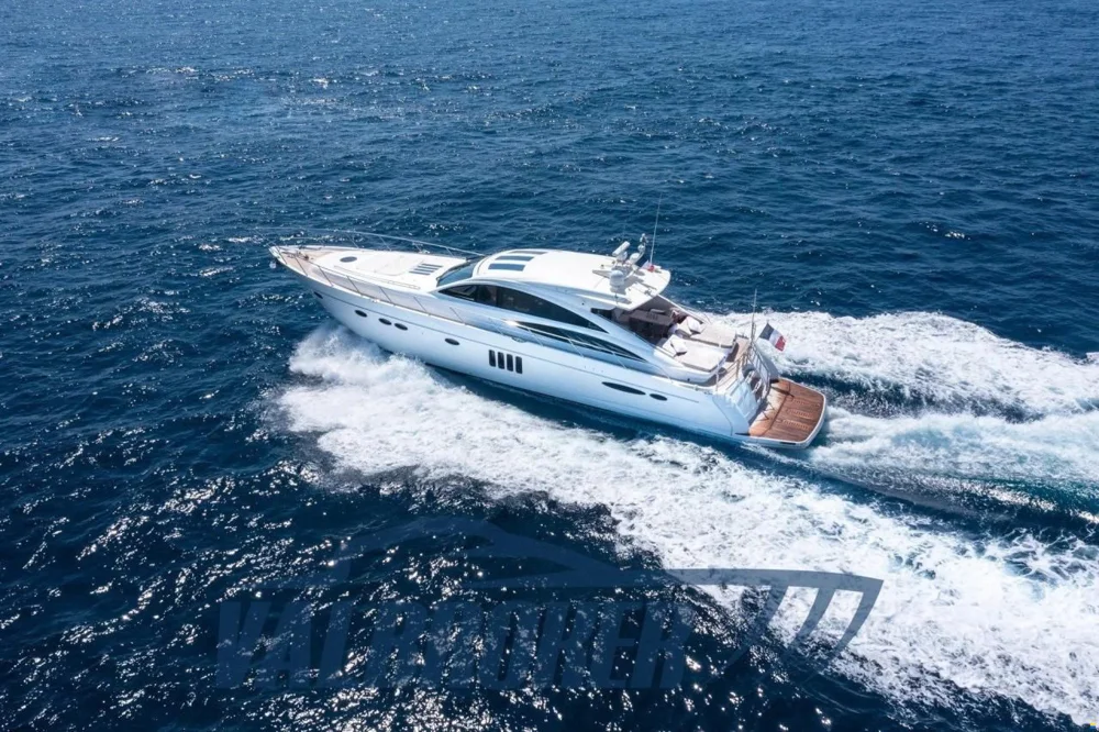 BoatPhoto.coverAlt