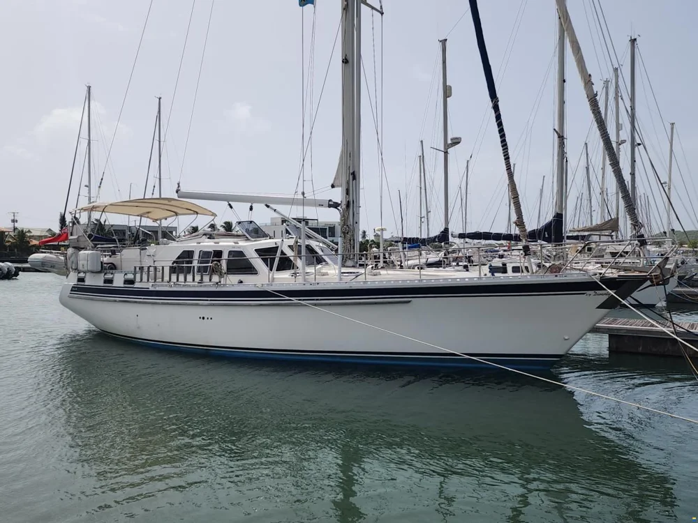 BoatPhoto.coverAlt