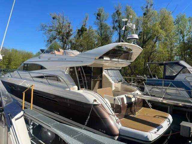 1998 Princess Yachts 56 for sale in Wustermark, Germany, photo 3 of 5