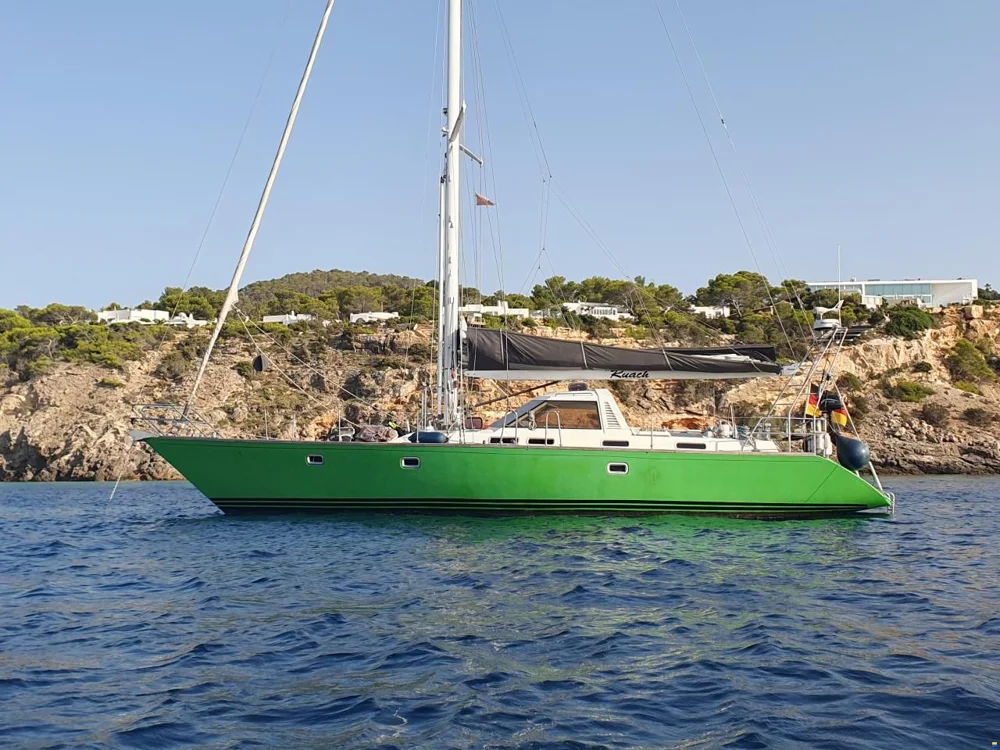 BoatPhoto.coverAlt