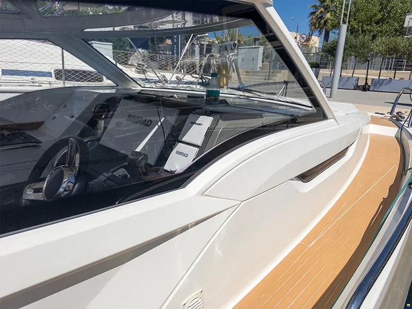 BoatPhoto.alt