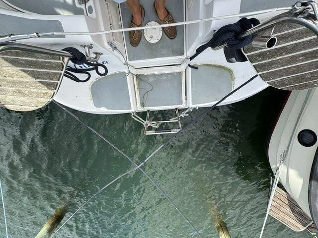 BoatPhoto.alt