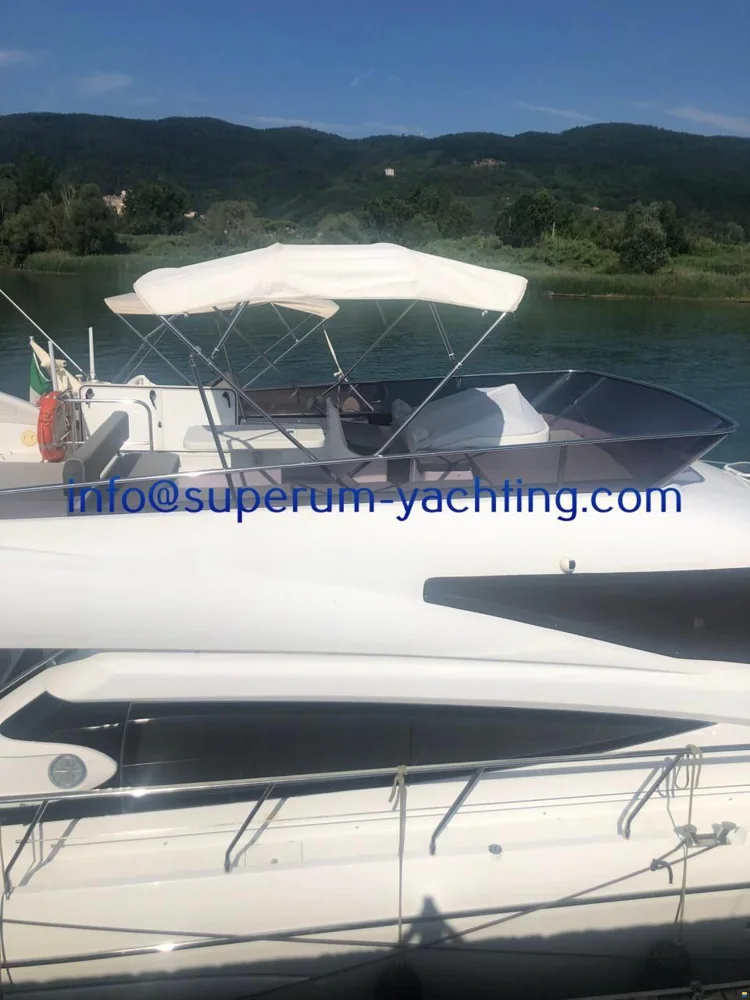BoatPhoto.coverAlt