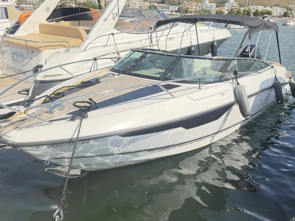 BoatPhoto.coverAlt