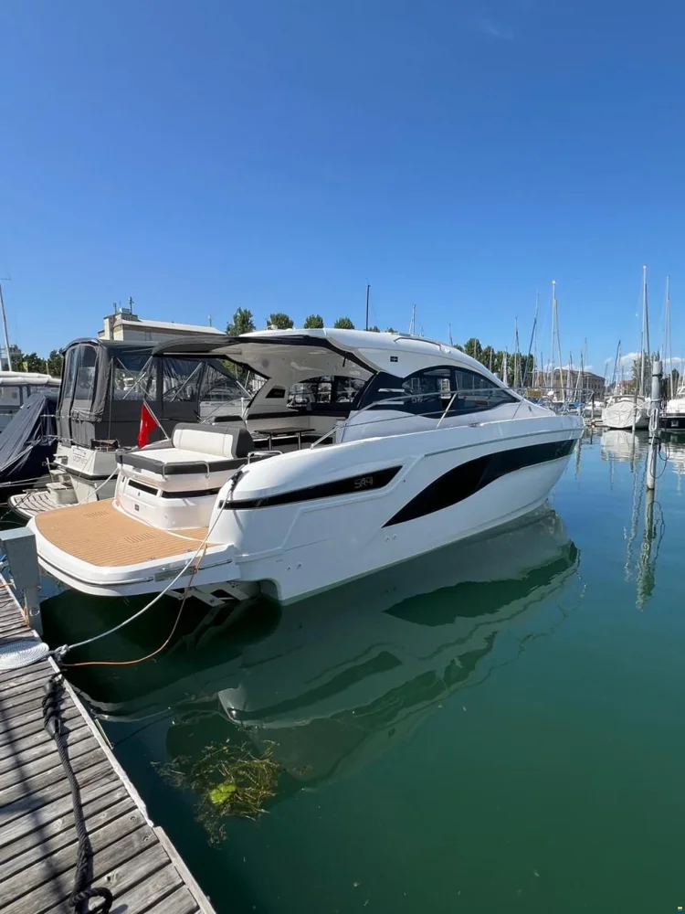 BoatPhoto.coverAlt