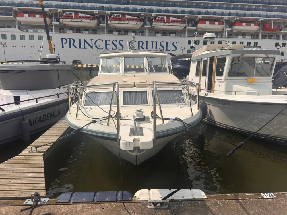 BoatPhoto.alt