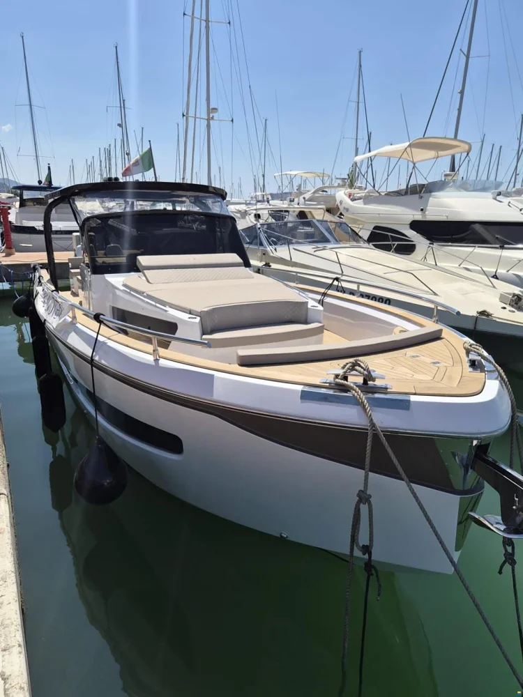 BoatPhoto.coverAlt
