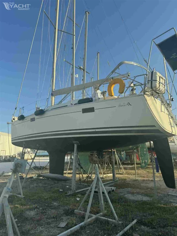 BoatPhoto.coverAlt