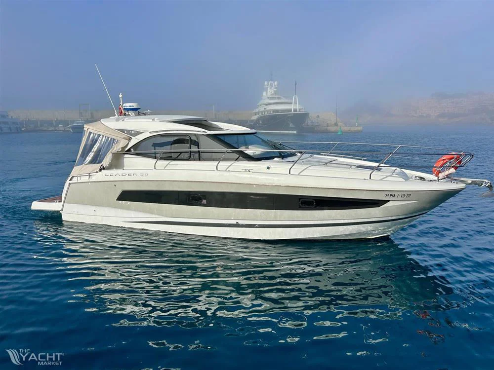 BoatPhoto.coverAlt