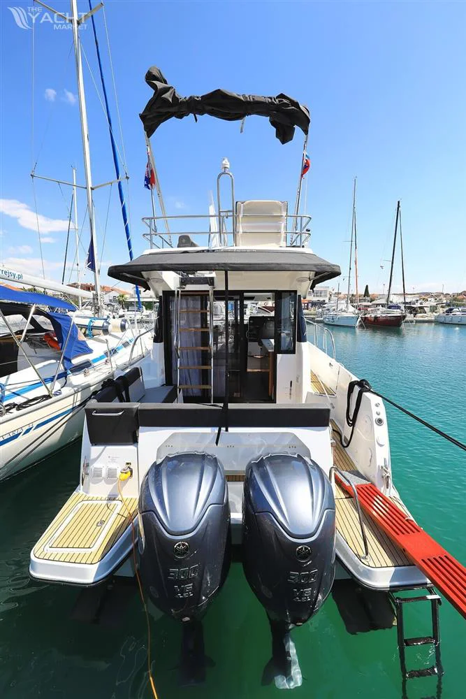 BoatPhoto.alt