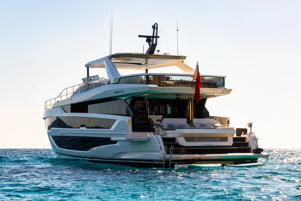 BoatPhoto.coverAlt