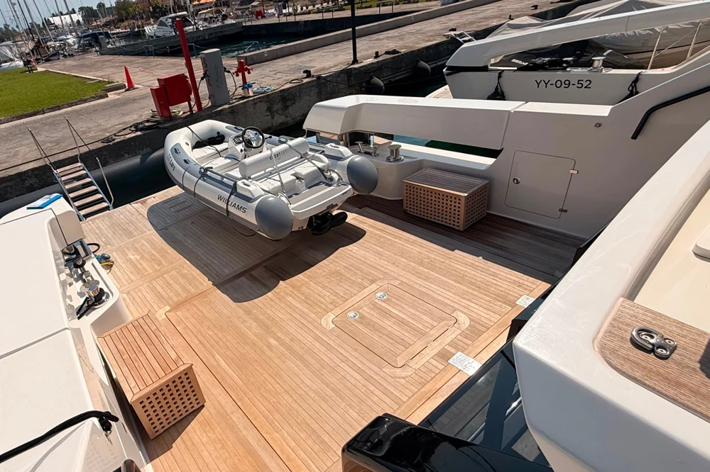 BoatPhoto.alt