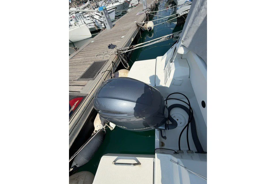 2019 BENETEAU Antares 8 for sale in Menton, France, photo 4 of 5