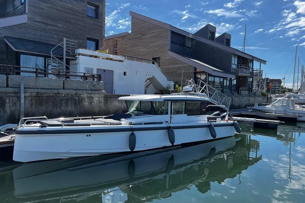 BoatPhoto.alt