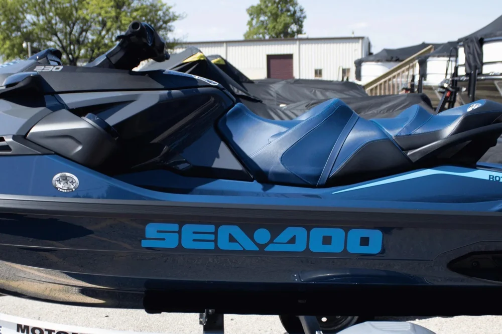 2026 Sea-Doo GTX 230 for sale in Braşov, Romania, photo 2 of 5