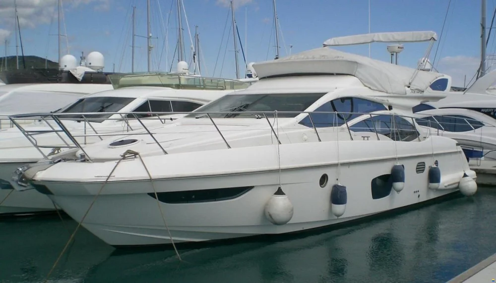BoatPhoto.coverAlt
