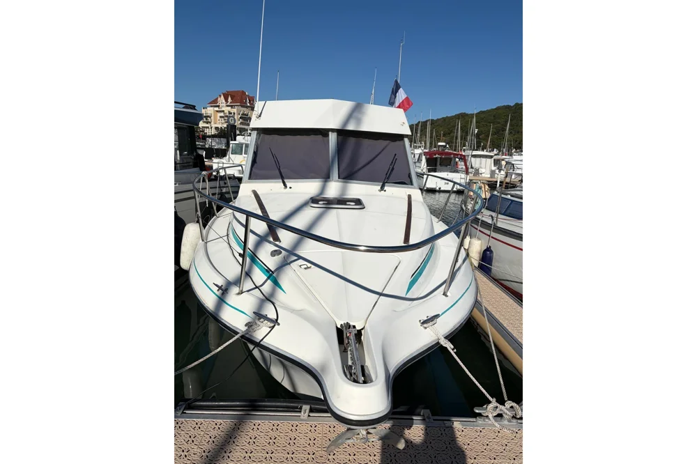 BoatPhoto.alt