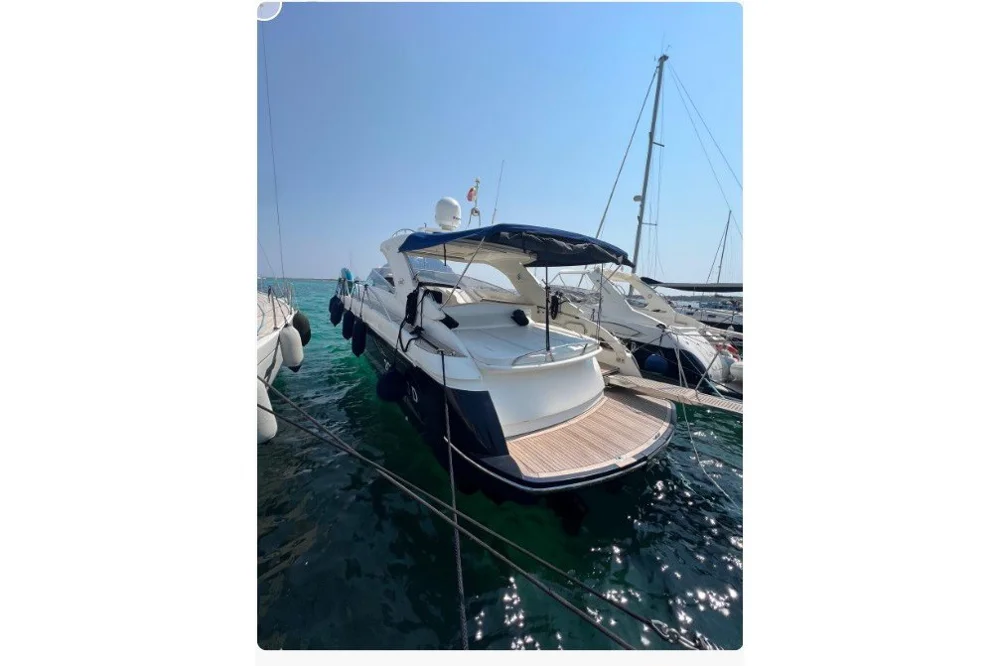BoatPhoto.coverAlt
