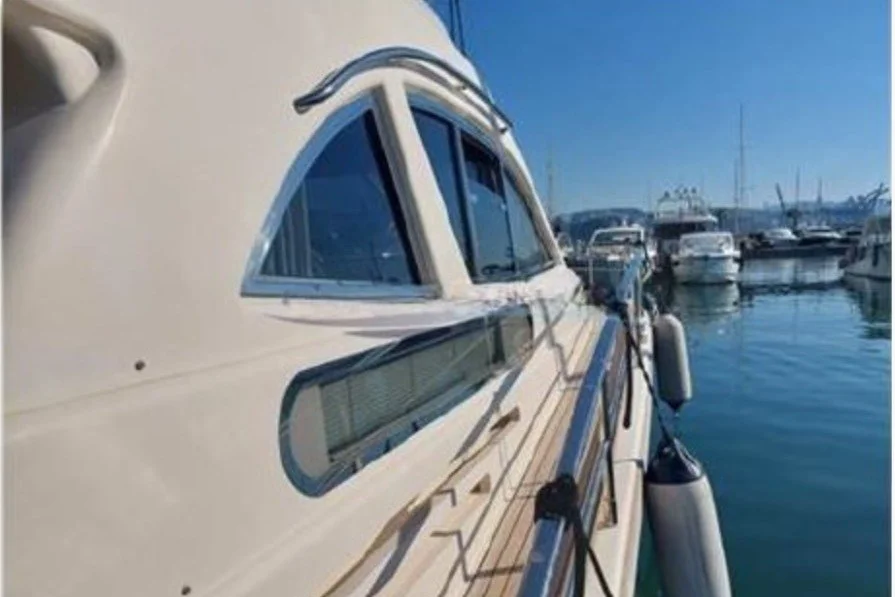 BoatPhoto.alt